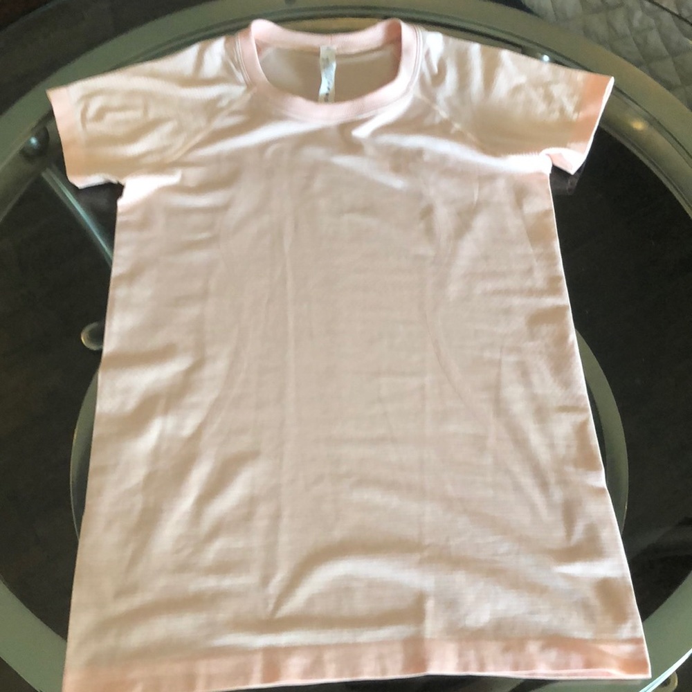 Lululemon Swiftly Tech Short Sleeve Shirt